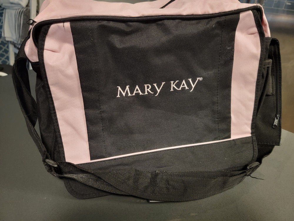 NEW Mary Kay LEEDS  Black & Pink Large Nylon Shoulder Bag Messenger Bag Laptop RARE!