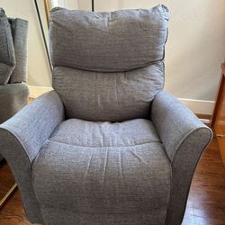 Lazy boy Recliner Excellent Condition 
