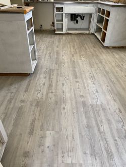 Laminate And Hardwood Floors