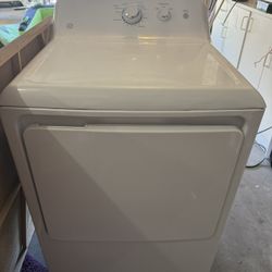 Free Parts Only.  Electric Dryer. 