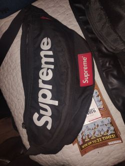 Supreme fanny pack