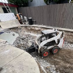 Pools Bobcats Breakers 