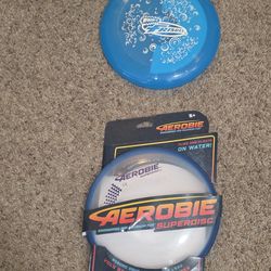 Summer frisbee's