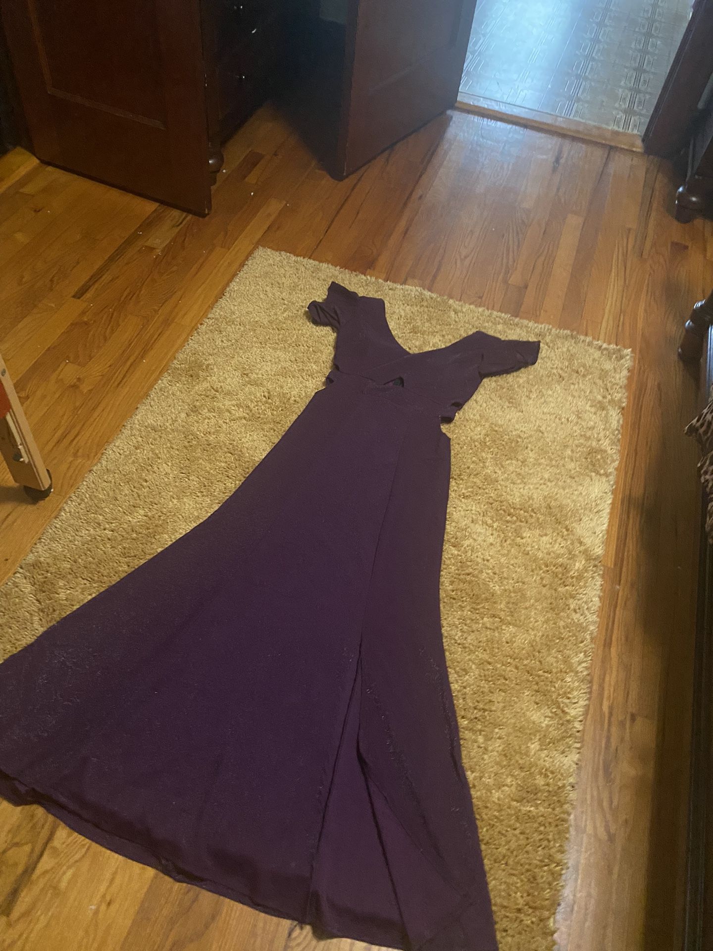 purple dress