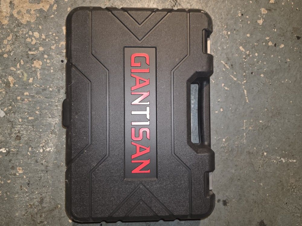 Rivet nut set
