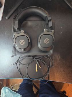 Sterling Audio Studio Headphones - Great Condition - Sell Today!