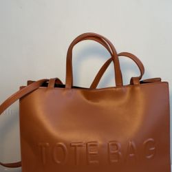 👜 Brand New Brown Tote Bag 🤎  ✨ Condition: 100% brand new, never used 📏 Spacious and lightweight – perfect for everyday use, shopping, work, or sch