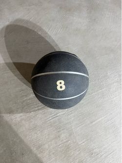 8 LB Medicine ball