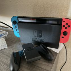 Nintendo Switch 
