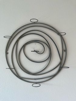Wall candle holder