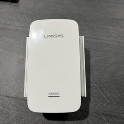 Linksys RE6300 WiFi Range Extender