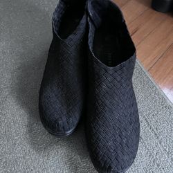 Black Woven Women Shoes