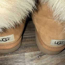 Women’s Size 11 Uggs Boots Tan