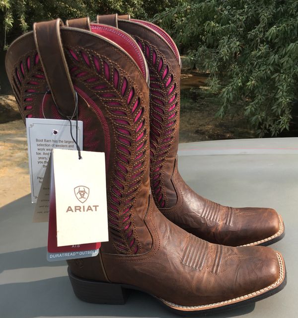 Woman S Work Boot Ariat Size 9b For Sale In Fresno Ca Offerup