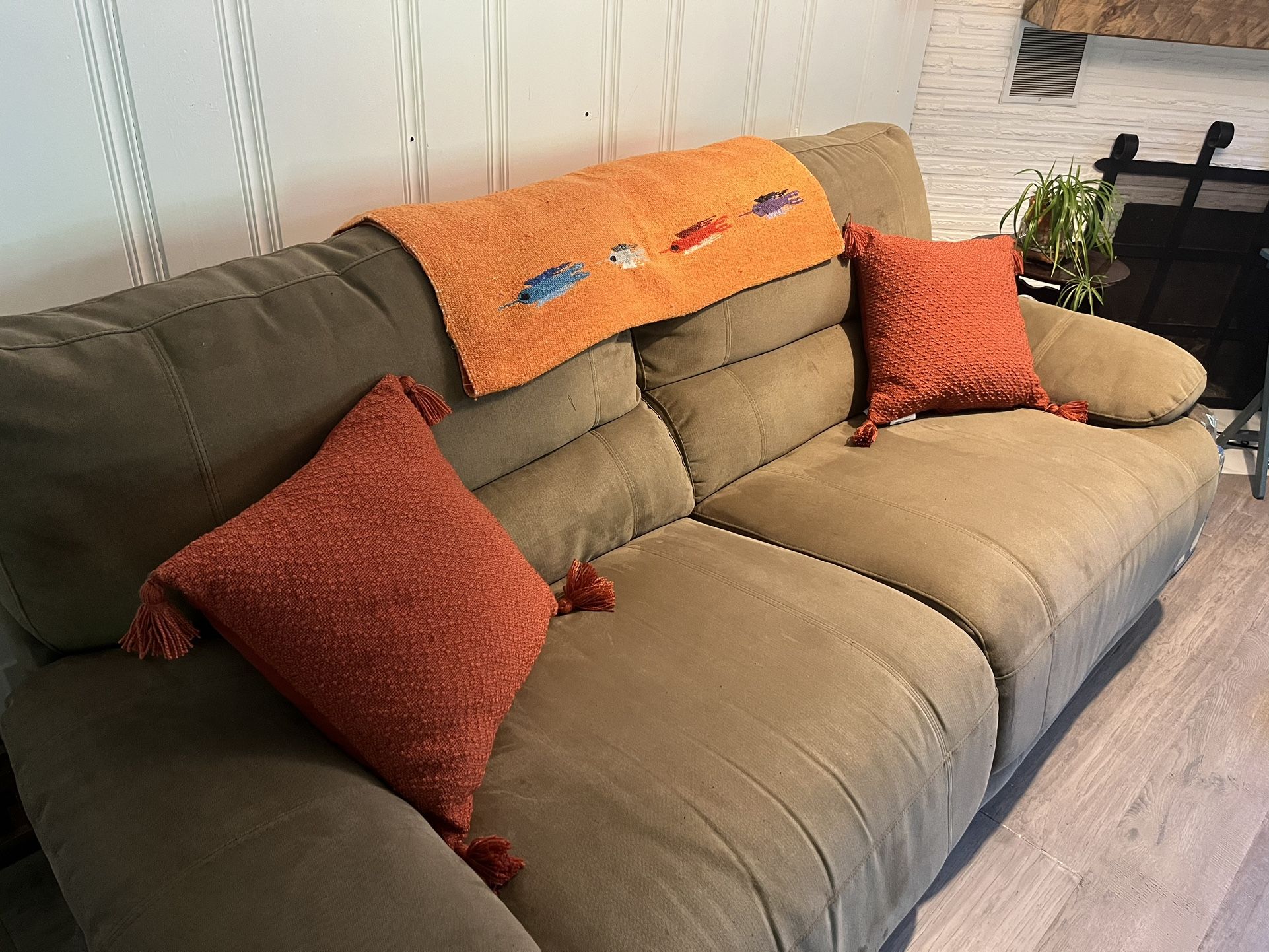 Macys Electric Reclining Couch