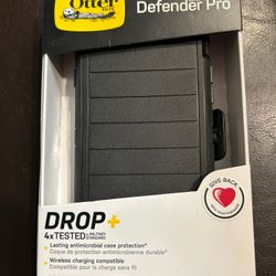 BRAND NEW! Otterbox Defender Pro iPhone Case iPhone SE, iPhone 8, iPhone7