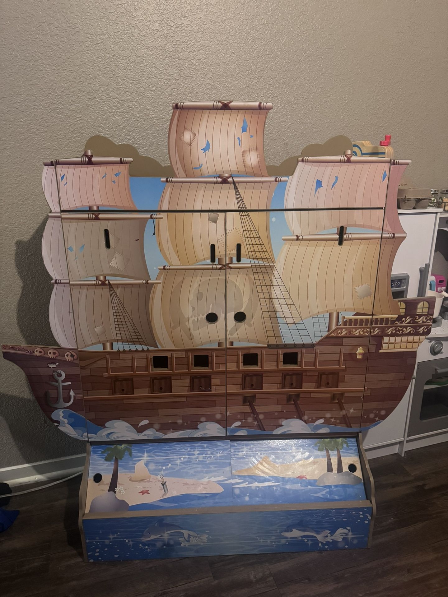 Large/big  Kids Play Ship