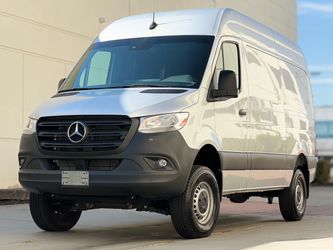 2022 Mercedes Benz Sprinter 2500 High Roof Diesel 4X4