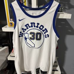 Nike Stephen Curry Warriors Jersey