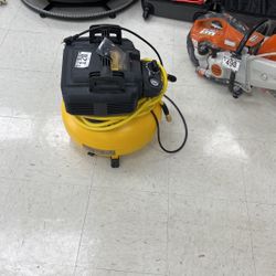 Dewalt 6 Gallon Electric Compressor 