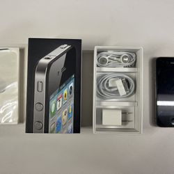 Apple iPhone 4, 16GB Black MC608LL/A in Original box w/accessories. Model A1332