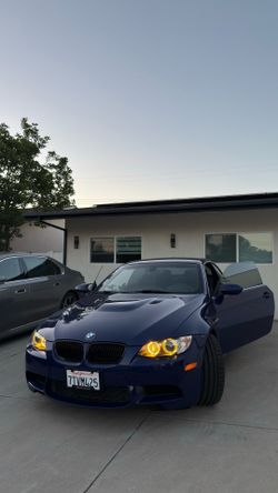 2011 BMW E93 M3