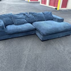 Comfy Nice Blue Sectional Couch 🔥🔥