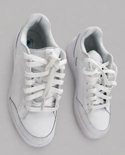 Women sneakers