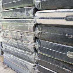 King Size New Thick Pillow Top Bed Can Deliver 