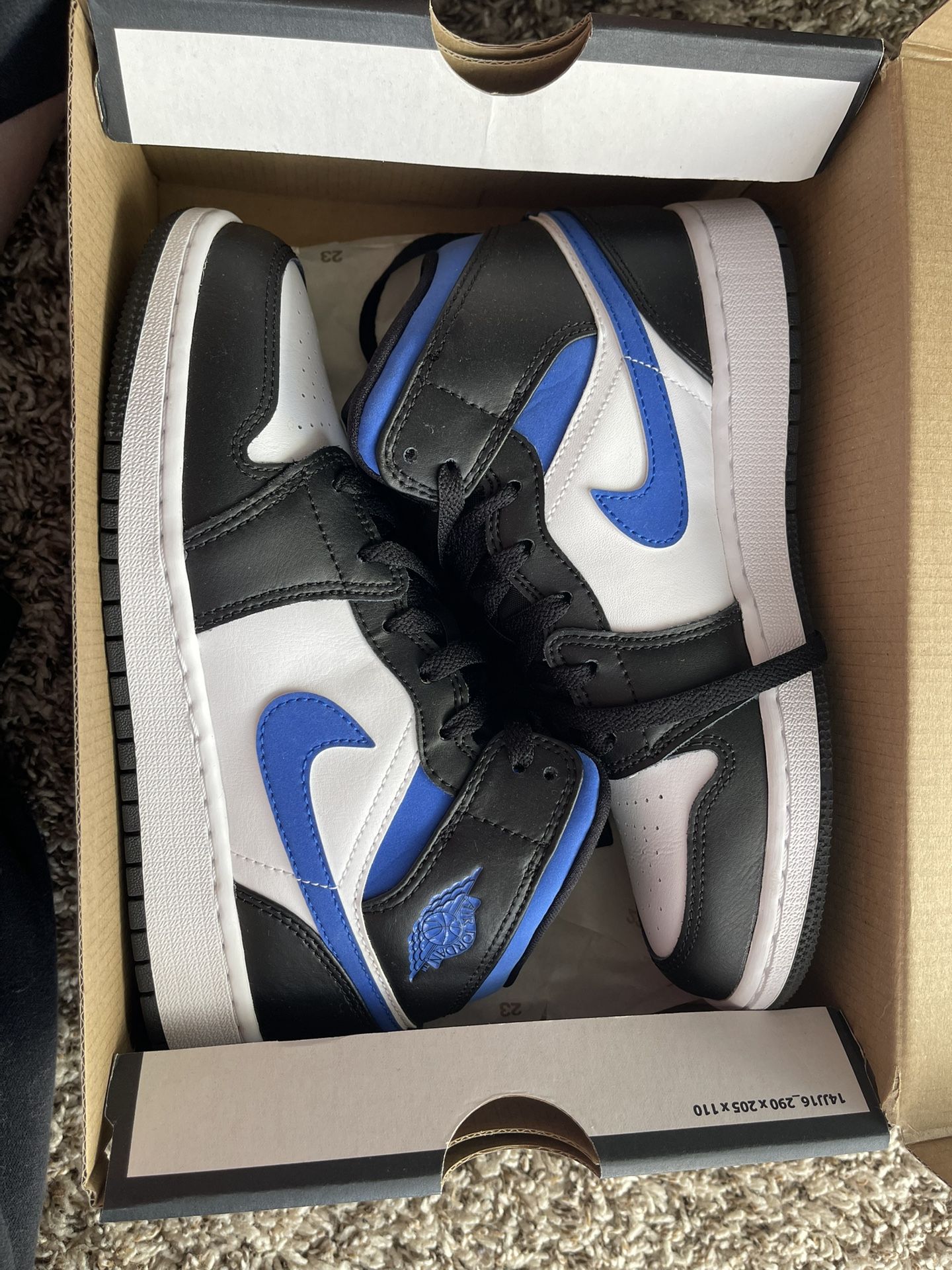 Jordan 1 Mid
