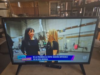 32" smart TV