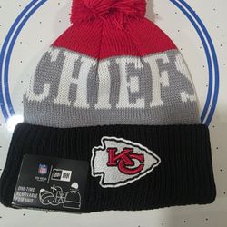 KC Chiefs BEAN HAT-NEW. ERA..(NEW)