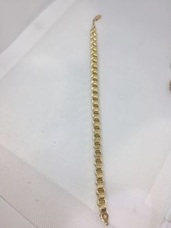 10 K Y Gold Alexandria chain bracelet 8 1/2 inches 6.5 mm