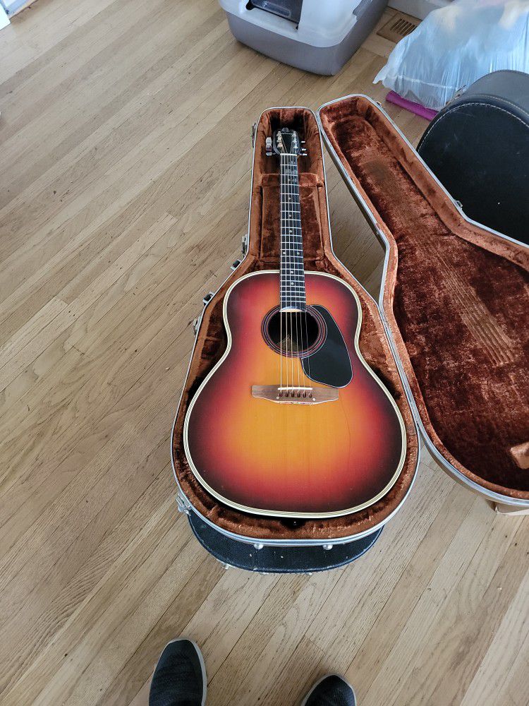 Ovation Accoustic/electric 