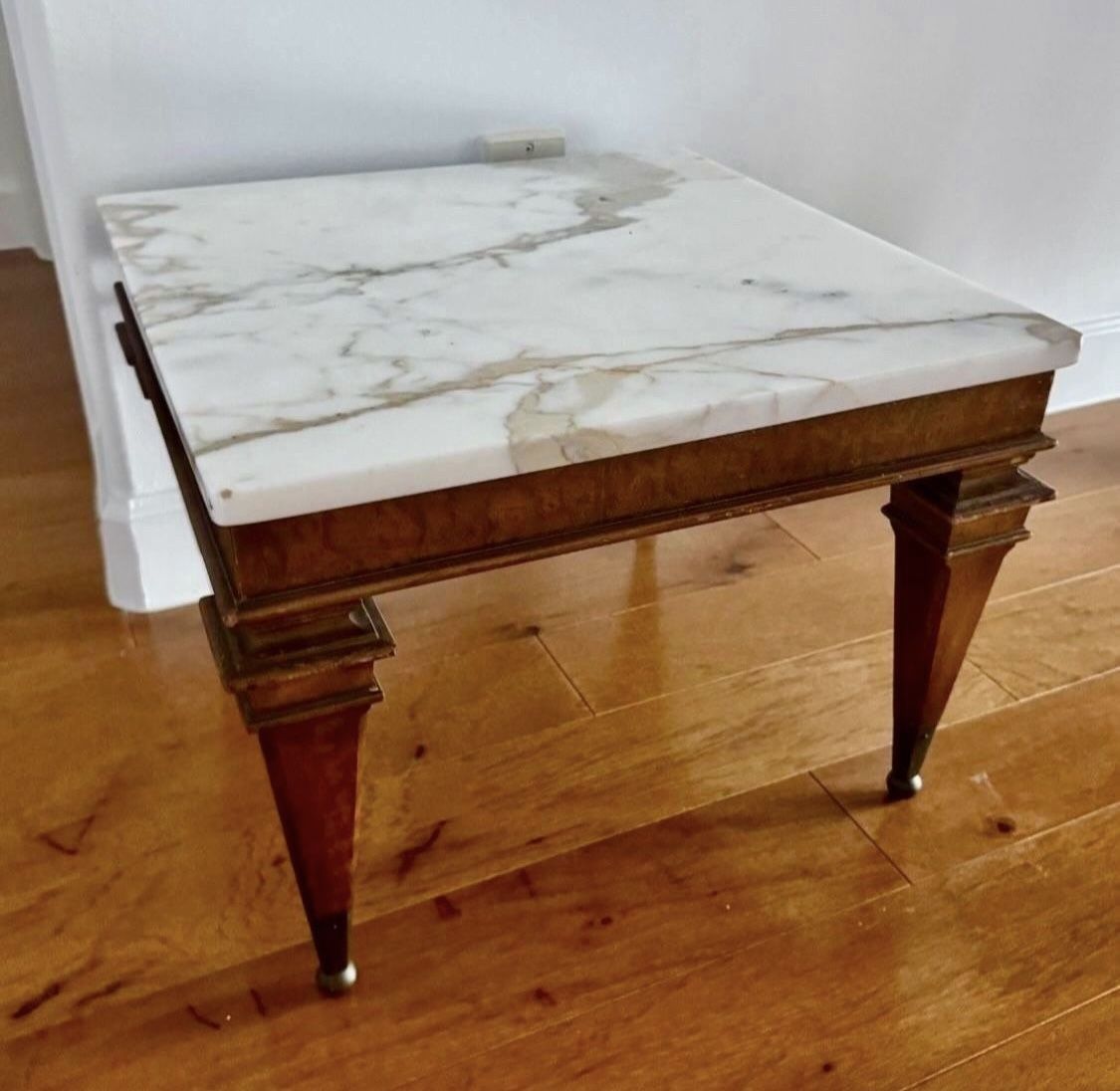 Vintage Sculptural Weiman Marble Top Wood end/side Table  Or Nightstand 