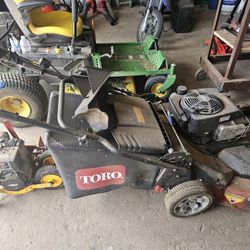30" Self Propelled TORO Lawn Mower 