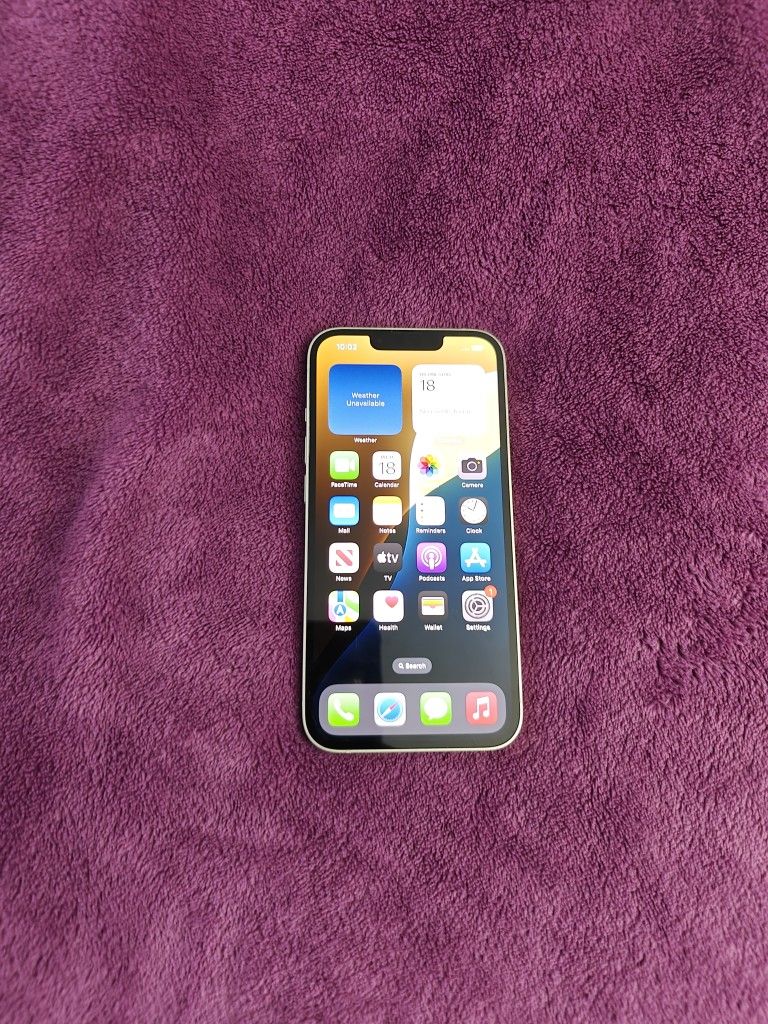 Apple iPhone 13