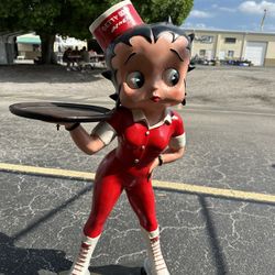Betty Boop Waitress On Roller Skates Statue