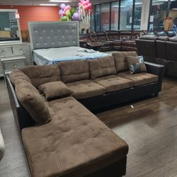 New Sectional Sofa With Reversible Chaise Lounge