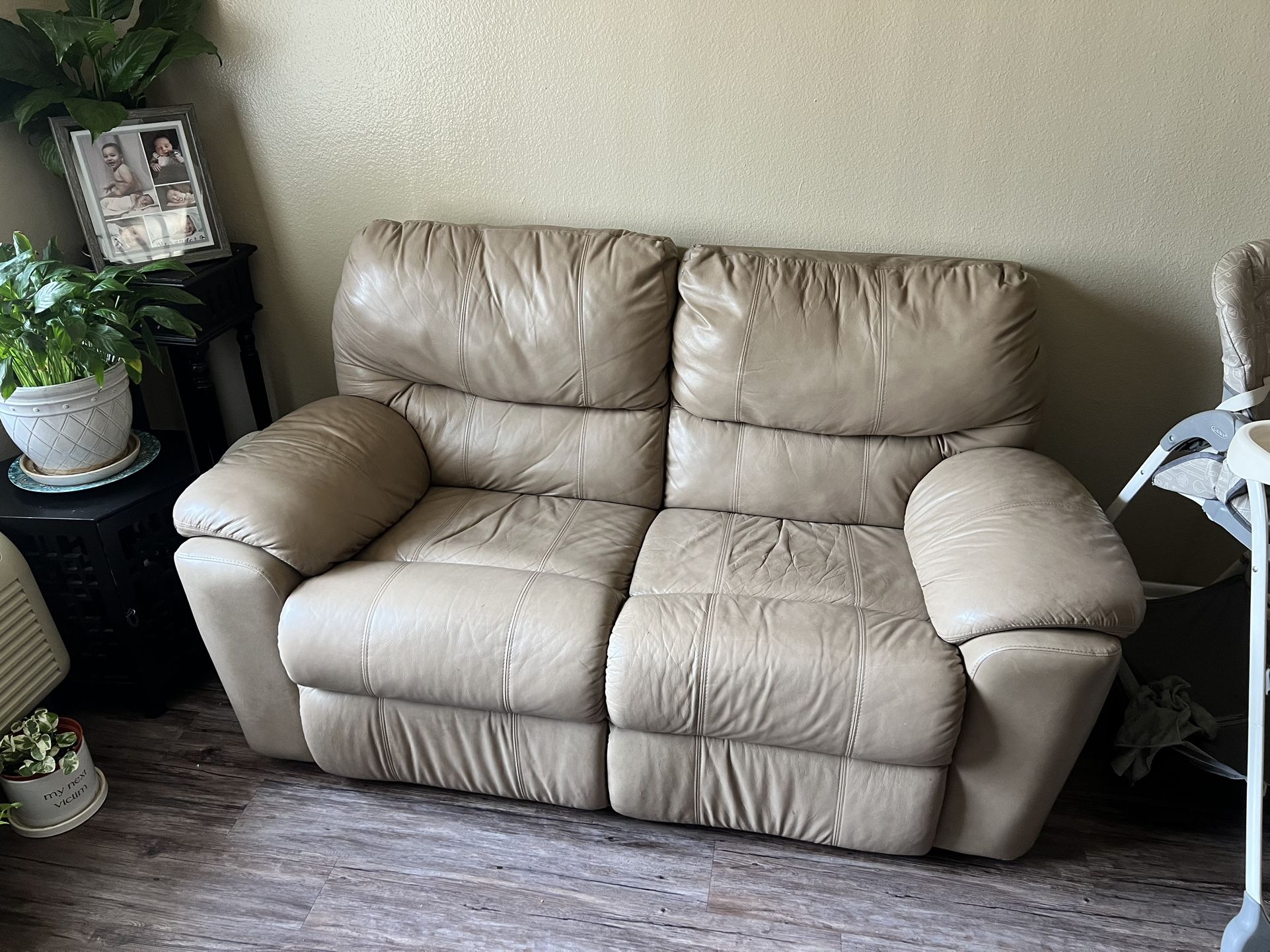 Loveseat  leather
