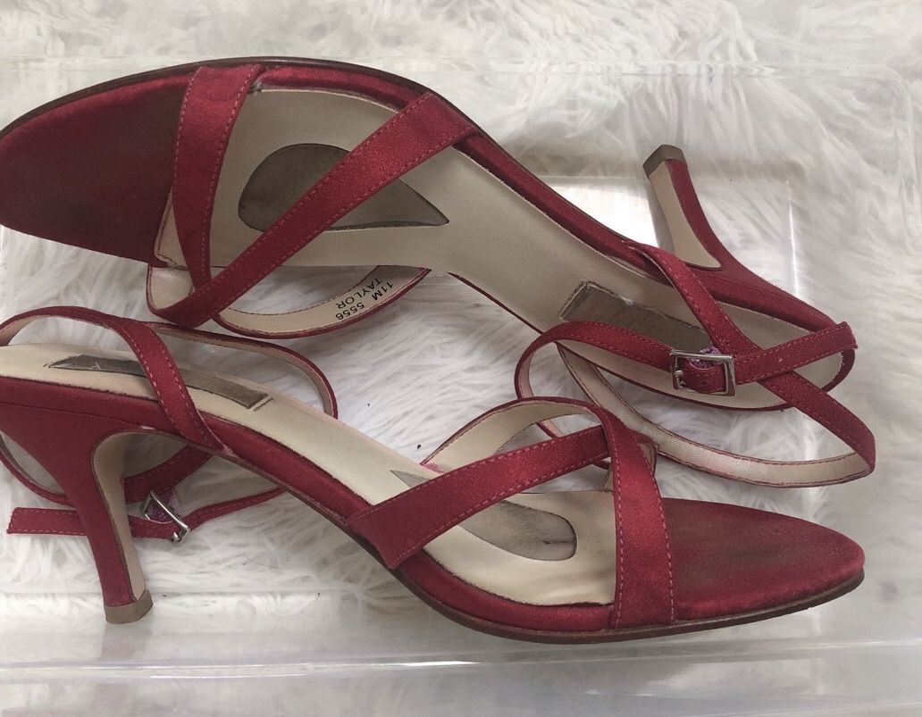 Red heels 👠 | Women Size 11
