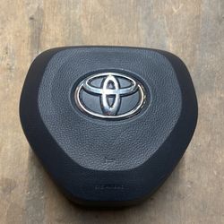 2020 - 2024 Toyota Corolla Driver Bag Brand New Insurance Quality 