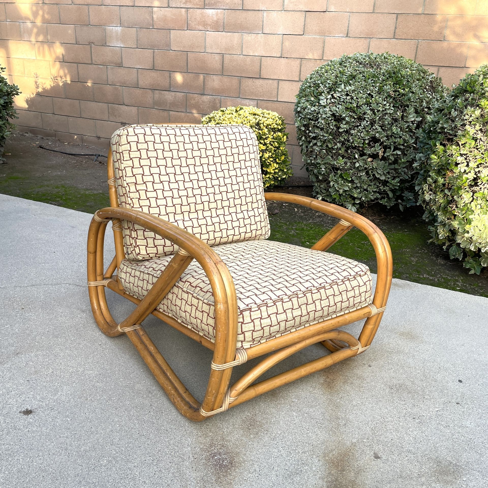 Vintage Bamboo Rattan Pretzel Chair Tiki Room Tropical Hawaii 1950s 1960s Paul Frankl Style MCM Mid Century Modern