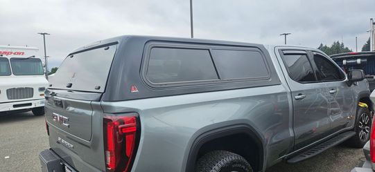 LEER Black Canopy for GMC or CHEVY 6 X 6 Standard Bed