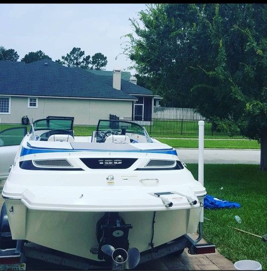 2013 SEA RAY 190