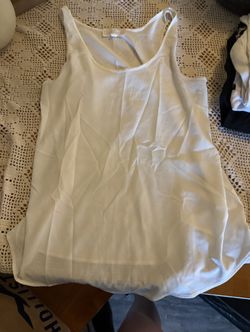 Buckle Women’s White Tank Top
