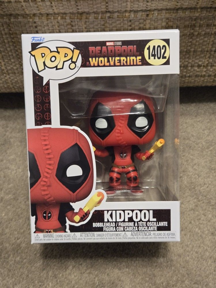 Marvel Deadpool Kidpool Holding Water Guns Funko Pop