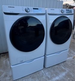 Lavadora y secadora Samsung moderna