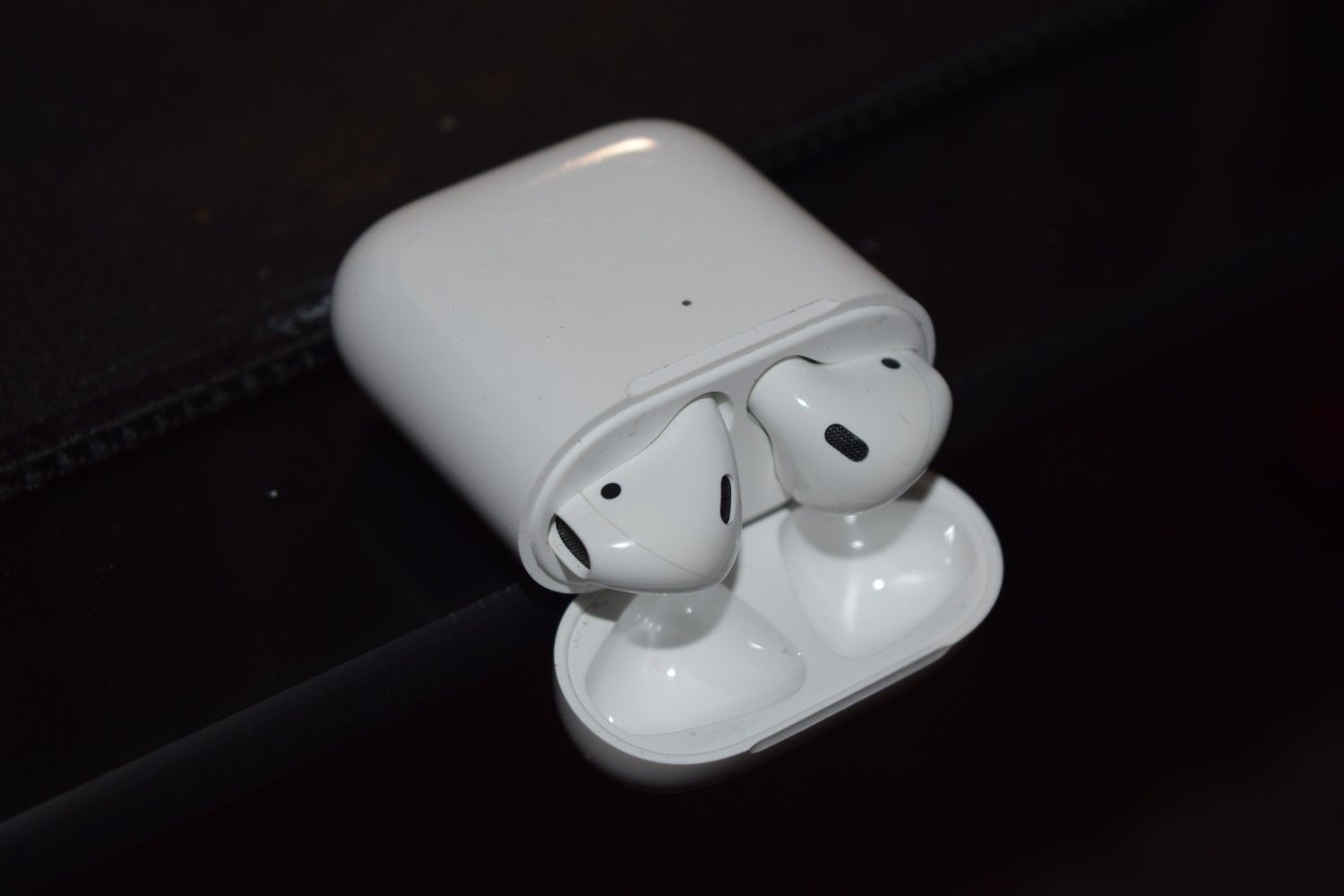 Wireless Airpods (latest generation)