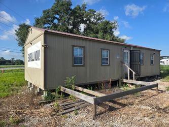 Office building mobile 40 feet 3 Offices ac heat